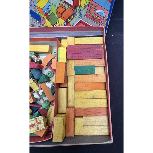 1937 TOM THUMB TOY TOWN Transogram Gold Medal toy wooden blocks buildings car - Picture 4 of 11
